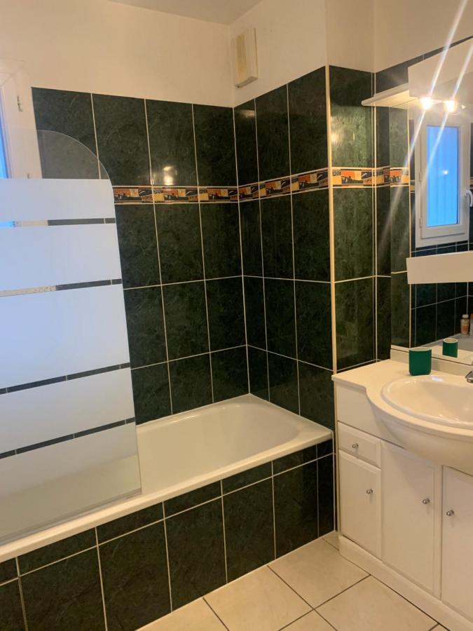 Appartement Equipe Tout Confort Cambo-les-Bains Exterior foto